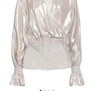 PINKO Maionese Platinum Top Size Medium NWT